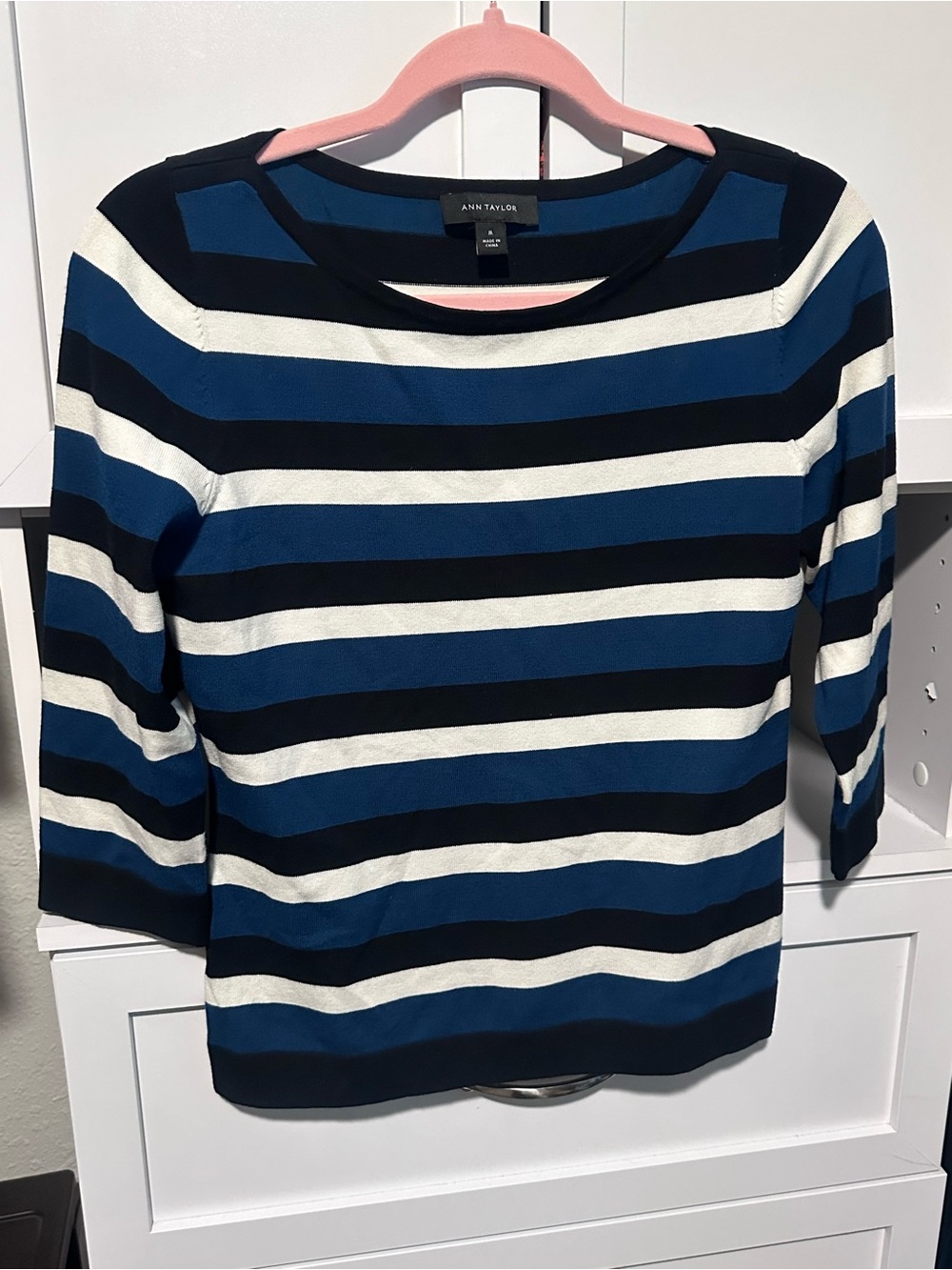 Ann Taylor Striped Knit Top size Medium Blue Black Ivory 3/4 Sleeve